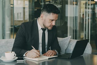 The Employee Who Promoted Himself by Sabotaging His Friends