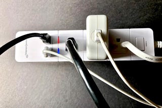 Use smart power strips to eliminate electricity leakage