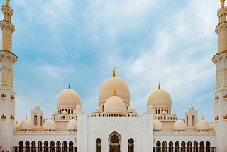 Discover the Charm of April in Abu Dhabi: Your Ultimate Travel Guide with LimoFahr
