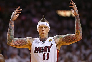 Chris Andersen una historia llena de altibajos que concluyo en un anillo de campeonato.