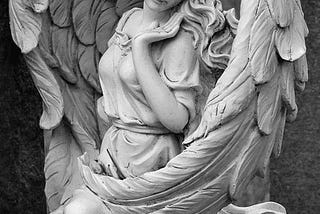 O ANJO PÁLIDO