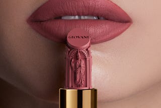 Giovani makeup craft