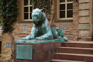 A statue of a tiger at Princeton University.