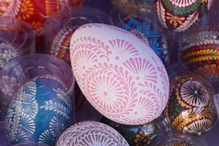 Easter eggs decoration waxed