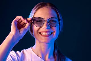The Technology Behind Blue Light Glasses