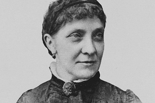 Pioneer in the Laboratory: The Extraordinary Life of Rachel Lloyd