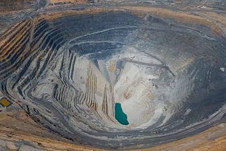 ¿A quién le pertenece la tierra minera de México?