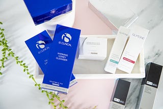 From Pharmaceuticals to Cosmeceuticals. Why Consumers needs help