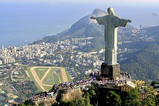 Visit Cristo Redentor with Kayak