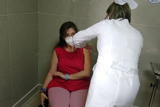 Soberana Plus Turín: ¿Por qué Cuba hace un ensayo con pacientes italianos?