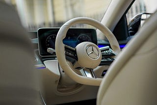 How to Make the Most of Your Luxury Car Hire Experience in London?