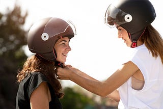 Does The MX Helmet with Goggles Create Wind Noise?