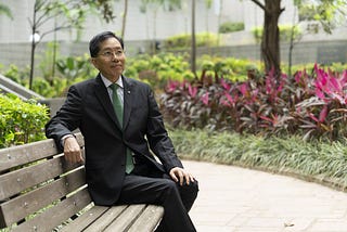Neuroscientist Tells Hong Kong Actor to Embrace Curiosity in Scientist Role