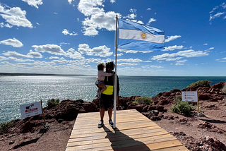 Somos argentinos, hagamos lo que mejor sabemos hacer.