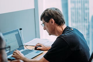 Sintonia entre cliente e empresa: como estabelecer confiança