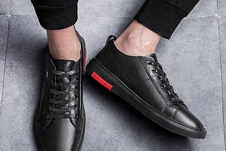 How To Match Casual Men’s Black Shoes with Different Dresses?