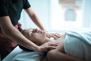 Thai Massage Benefits in Mind and Muscles Recovery Routine