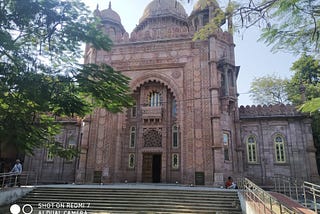 An Easy way to explore history and Science: Egmore museum