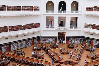 A History of Digital Information Architecture