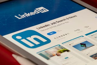 5 Tips to Get a Job Using LinkedIn