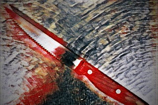 Steak knife at an angle
