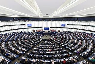 The Past and the Future in 
European Parliamentary Debates.