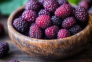 Exploring the Health Benefits of Mulberries: A Nutrient-Packed Superfruit