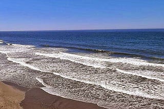 Ocean Waves Beckon