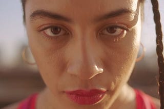 Spot Nike, ragazzi contro ragazze: dove mi posizioni la lacrimuccia?