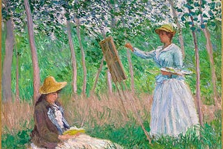 A painting by Claude Monet from 1887: “In the Woods at Giverny, Blanche Hoschedé Monet at Her Easel with Suzanne Hoschedé”. Trees in a very green background, in the foreground, a woman dressed in white is standing at her easel on the right, at the bottom left a woman wearing darker colors is sitting on the grass, reading. Both women are wearing straw hats.
