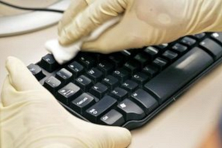 Scientific Report: University of Washington library keyboards do not contain traces of MRSA