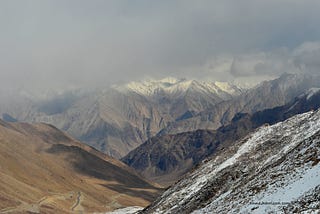 Driving the Srinagar-Leh Highway