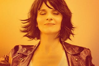 Juliette Binoche Lights the Torch for Older Women in ‘Let the Sunshine In’