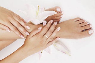 Mani-Pedi from home: easy ideas for manicures and pedicures