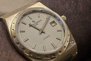 Watch Review: Vacheron Constantin 222