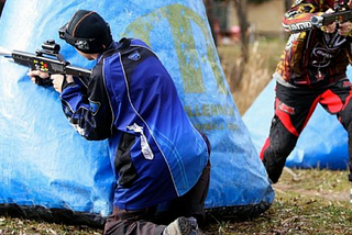 Outdoor Laser Tags to Make Backyard Fun Field for the Kids