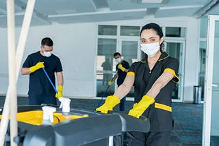 How to Handle Large-Scale Cleaning Projects