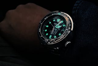 A Stunning Timepiece: Seiko SRPD63K1 Bottle Green — A Watch Review