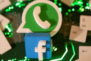 WhatsApp, la battaglia per l’interoperabilità si sposta a Bruxelles
