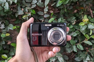 Fujifilm Finepix A220 — A 2009 Pocket Camera in 2022, Old Tech Revisited.