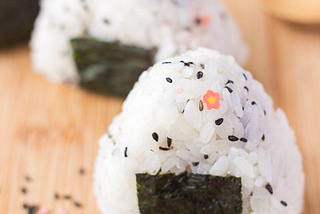 Simple Onigiri Recipe for a Rice Ball Snack on the GoSource