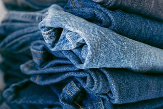 How AMOS Label develops the designs you wear — Steps of fashion manufacturing.