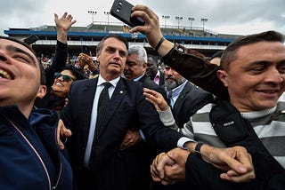 NYT: Brasil flerta com retorno aos dias sombrios