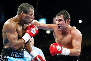 20 Years Ago: Oscar De La Hoya vs. Shane Mosley 2 — De La Hoya’s Most Controversial Fight?