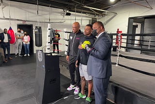 Mayor Johnson, top Dallas boxing trainer to address kids before Creed III screening