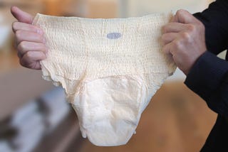 How you can Wear Adult Diapers with Proper Discretion