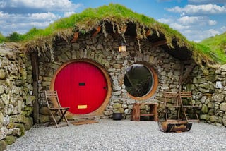 5 Irish Airbnbs You *Need* To Come To Ireland For