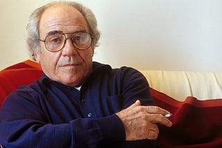 ANALISIS FENOMENA HIPEREALITAS (JEAN BAUDRILLARD) DENGAN MENTAL ANAK MUDA ABAD 21 DITINJAU PADA…