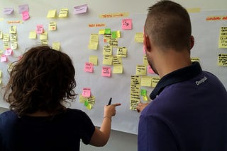 Post-it, pennarelli, divertimento e una storia da raccontare