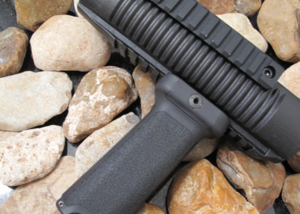 Mossberg 590 Picatinny Rail Forend: Enhance Your Tactical Edge